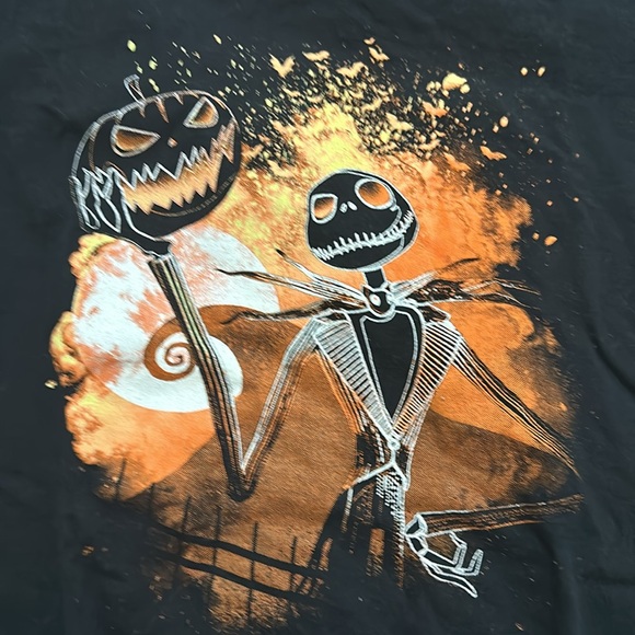 Nightmare before Christmas screen printed tee. Size medium. - Picture 2 of 4